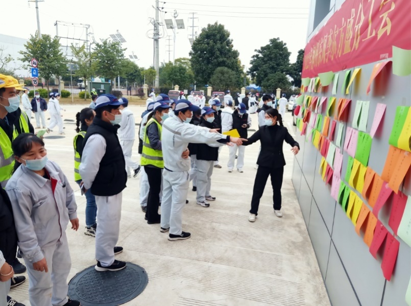 1646118100518205.jpg 02.jpg